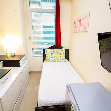 Nice Single Rooms For "Girls" Only In Dubai, Marina Eksteriør billede