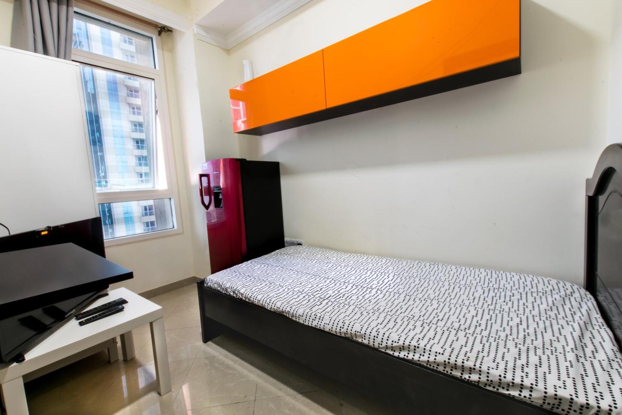 Nice Single Rooms For "Girls" Only In Dubai, Marina Eksteriør billede