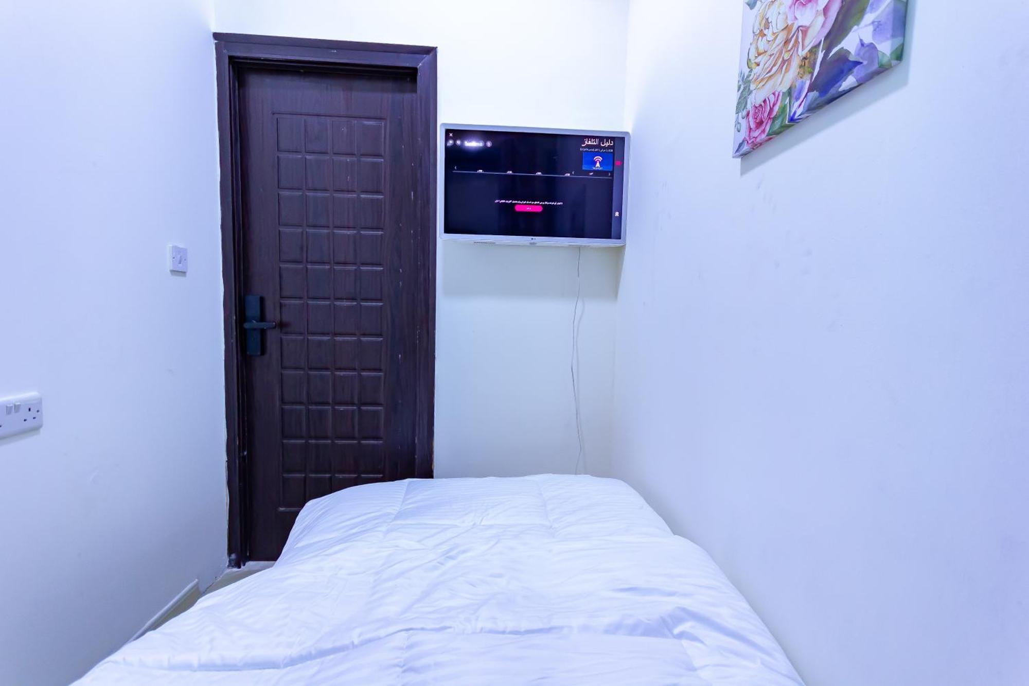 Nice Single Rooms For "Girls" Only In Dubai, Marina Eksteriør billede