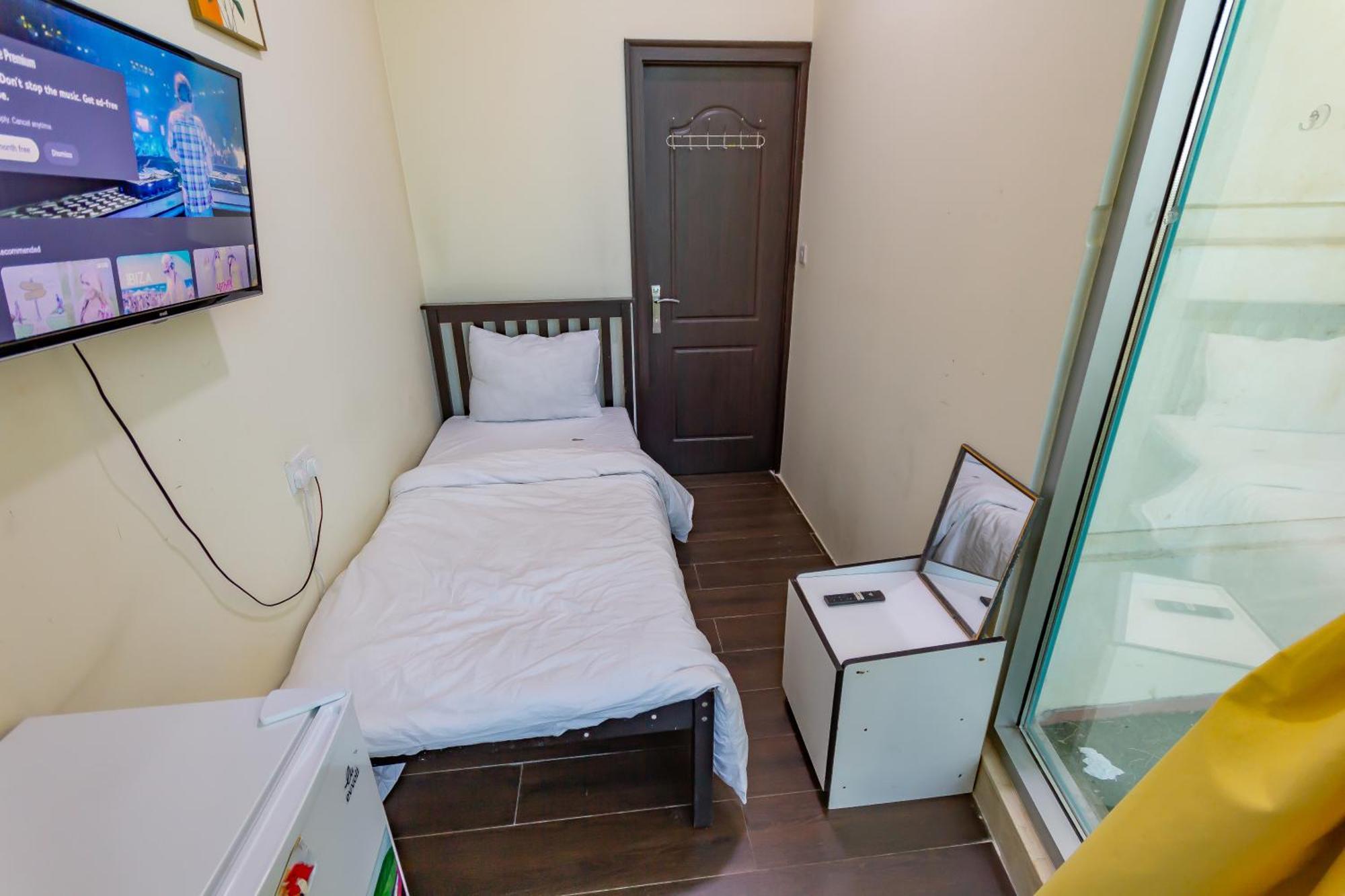 Nice Single Rooms For "Girls" Only In Dubai, Marina Eksteriør billede