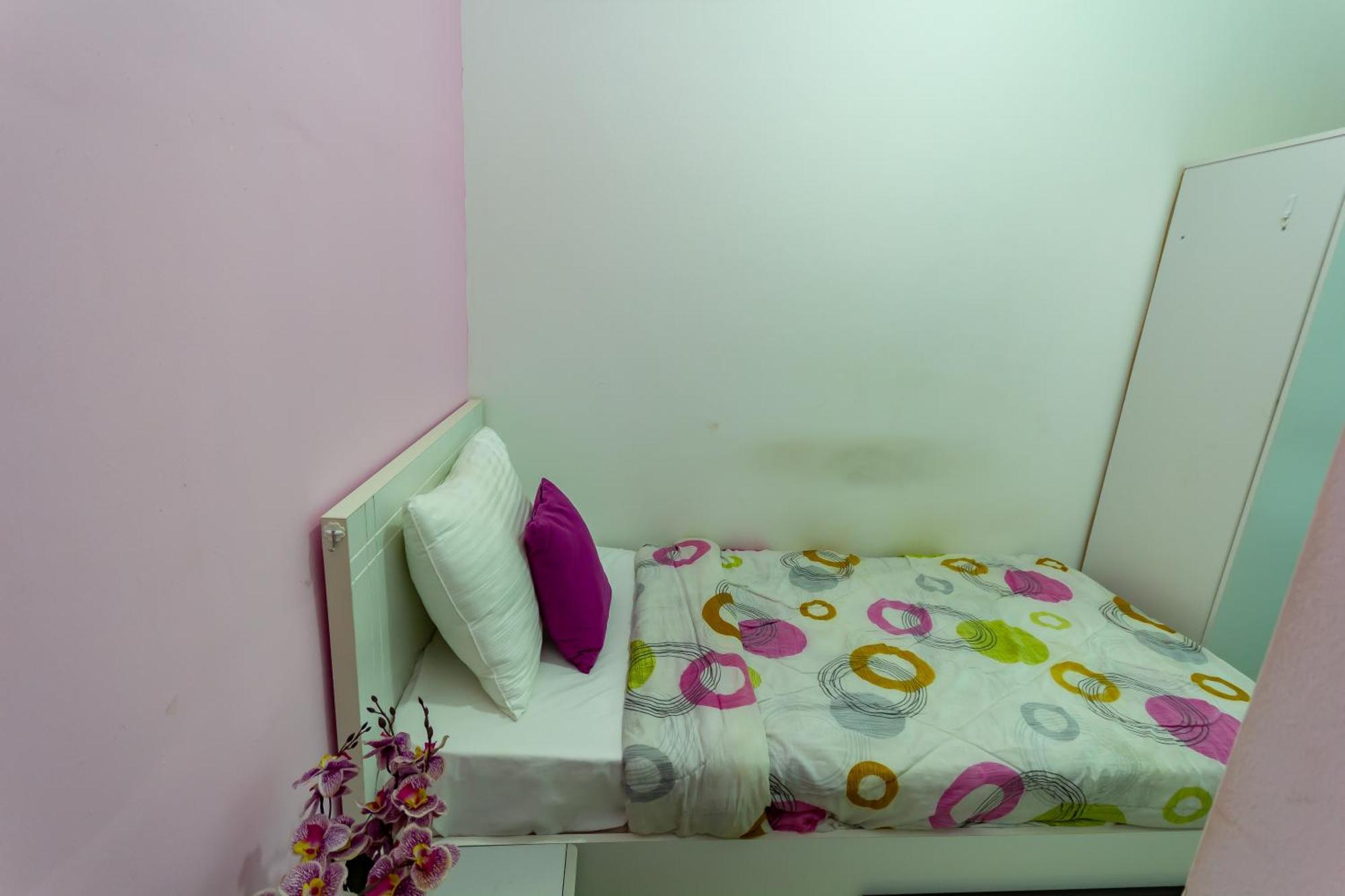 Nice Single Rooms For "Girls" Only In Dubai, Marina Eksteriør billede