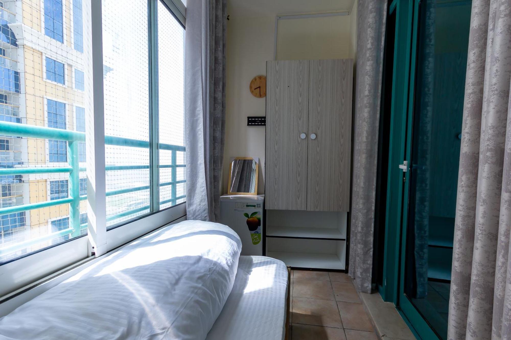 Nice Single Rooms For "Girls" Only In Dubai, Marina Eksteriør billede