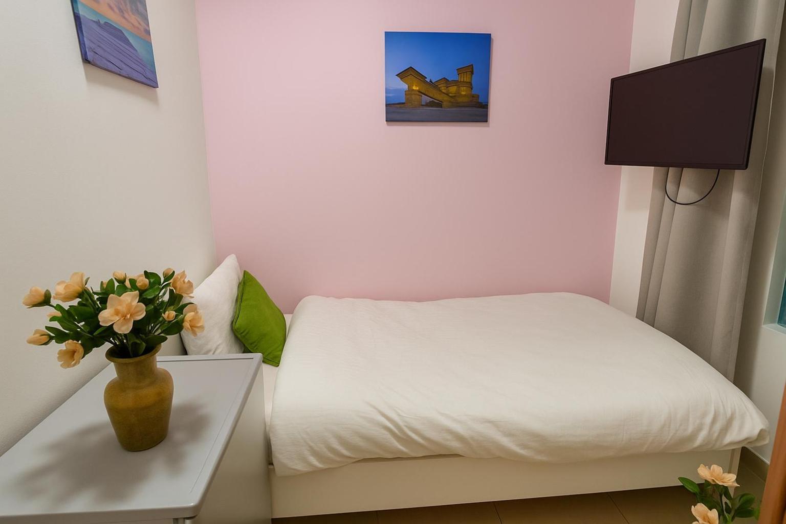 Nice Single Rooms For "Girls" Only In Dubai, Marina Eksteriør billede