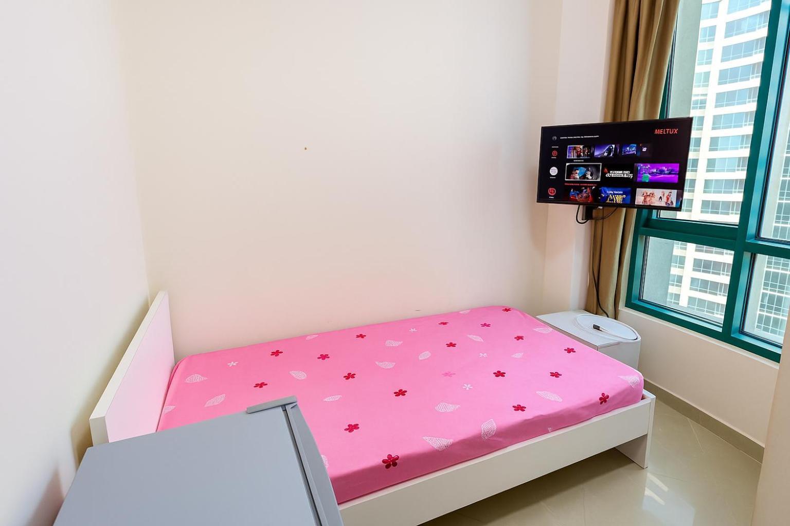 Nice Single Rooms For "Girls" Only In Dubai, Marina Eksteriør billede