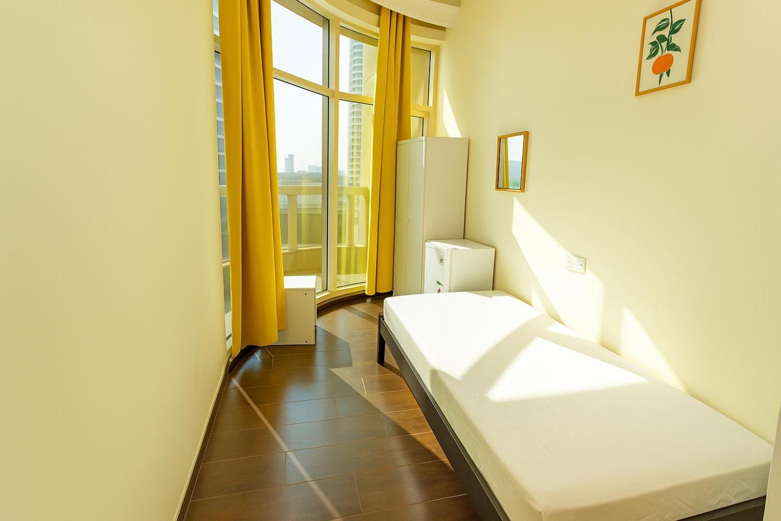 Nice Single Rooms For "Girls" Only In Dubai, Marina Eksteriør billede