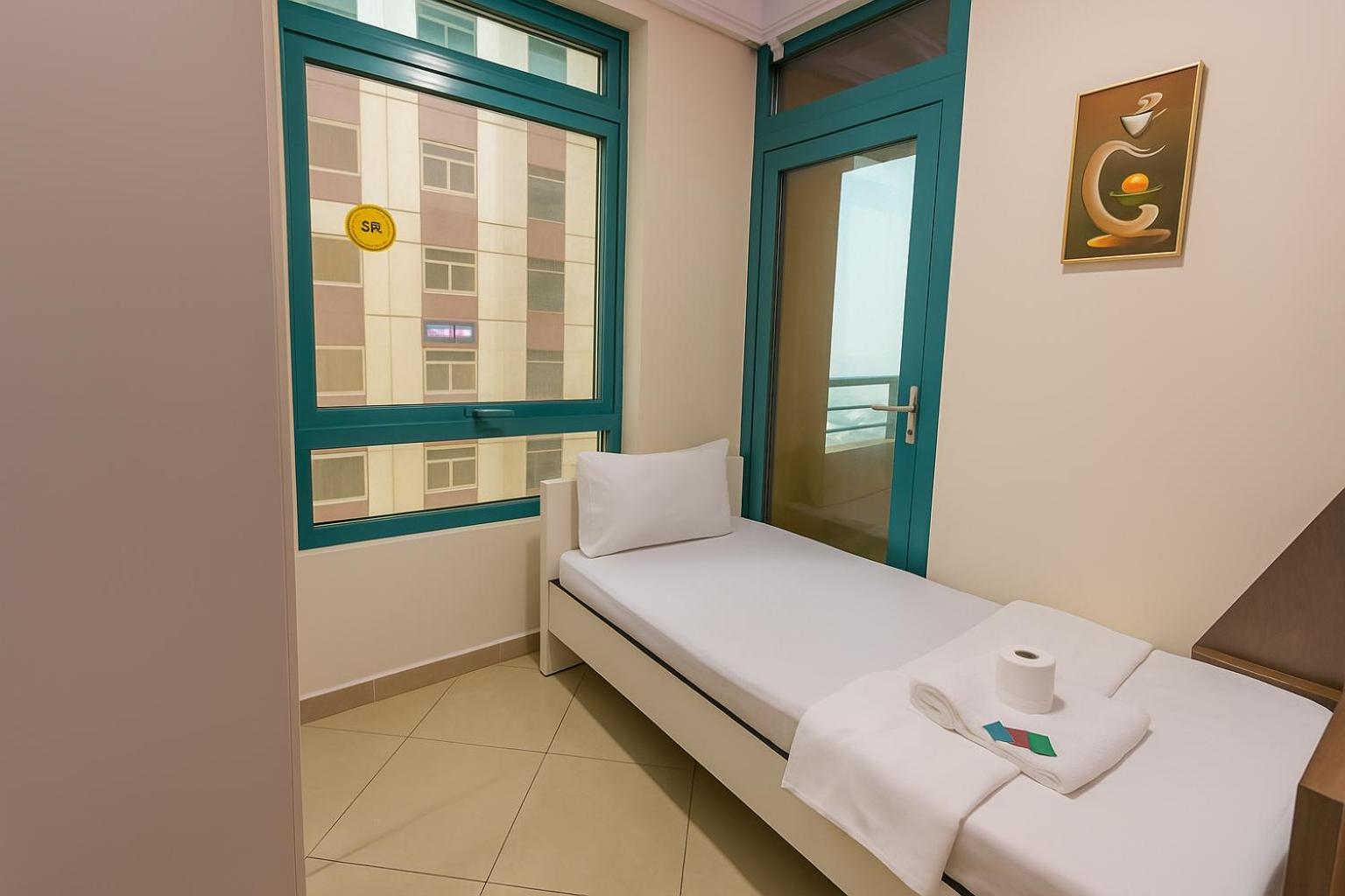 Nice Single Rooms For "Girls" Only In Dubai, Marina Eksteriør billede